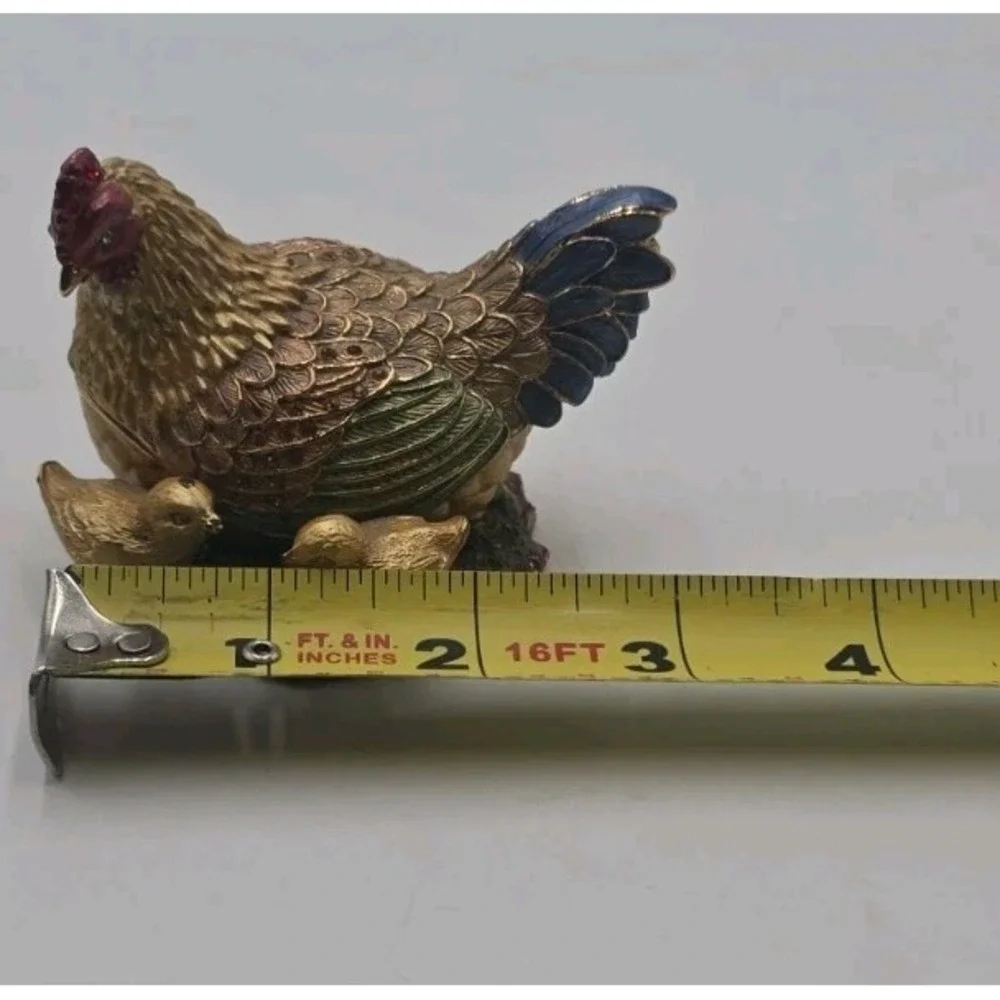 Leonardo Collection Secret Delights Mother Hen With Chicks Trinket box